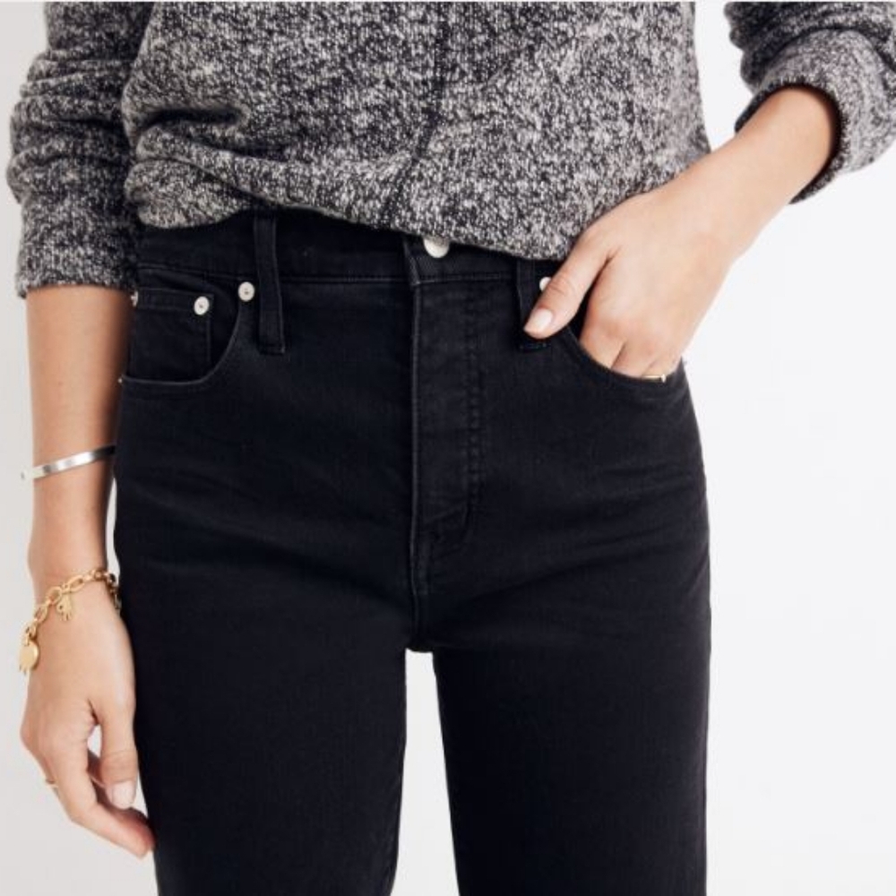Madewell Women's Classic Straight Leg Jeans in Lunar Wash - Size 28